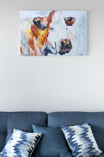 'Bella' is a signed, original, acrylic painting on canvas by Maire Claire Allsopp.  Marie-Claire’s collections of artwork has continued to grow, 'Bella' is from her original iconic cow collection.